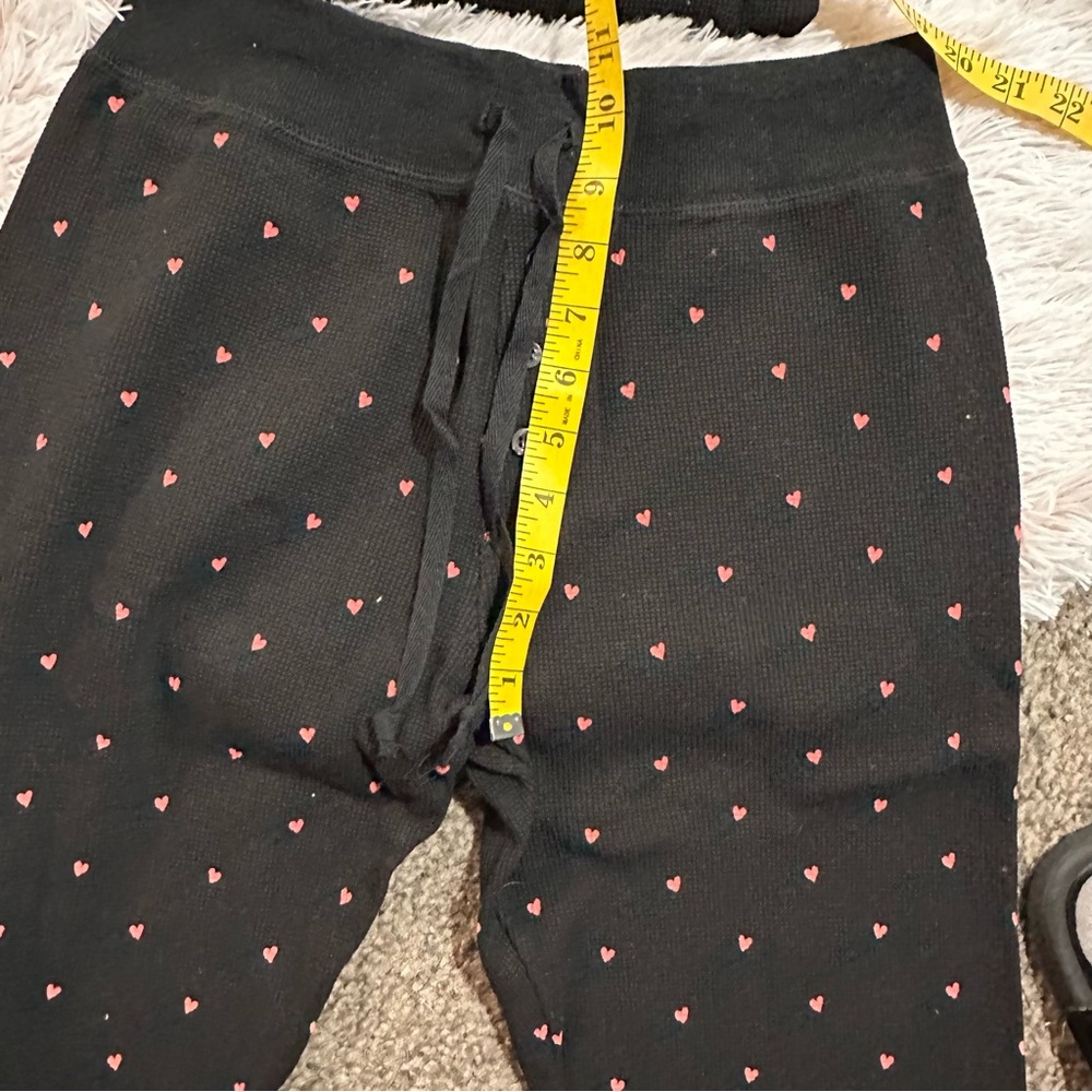 Revolve Plush hearts pajama set new XL - Picture 6 of 9